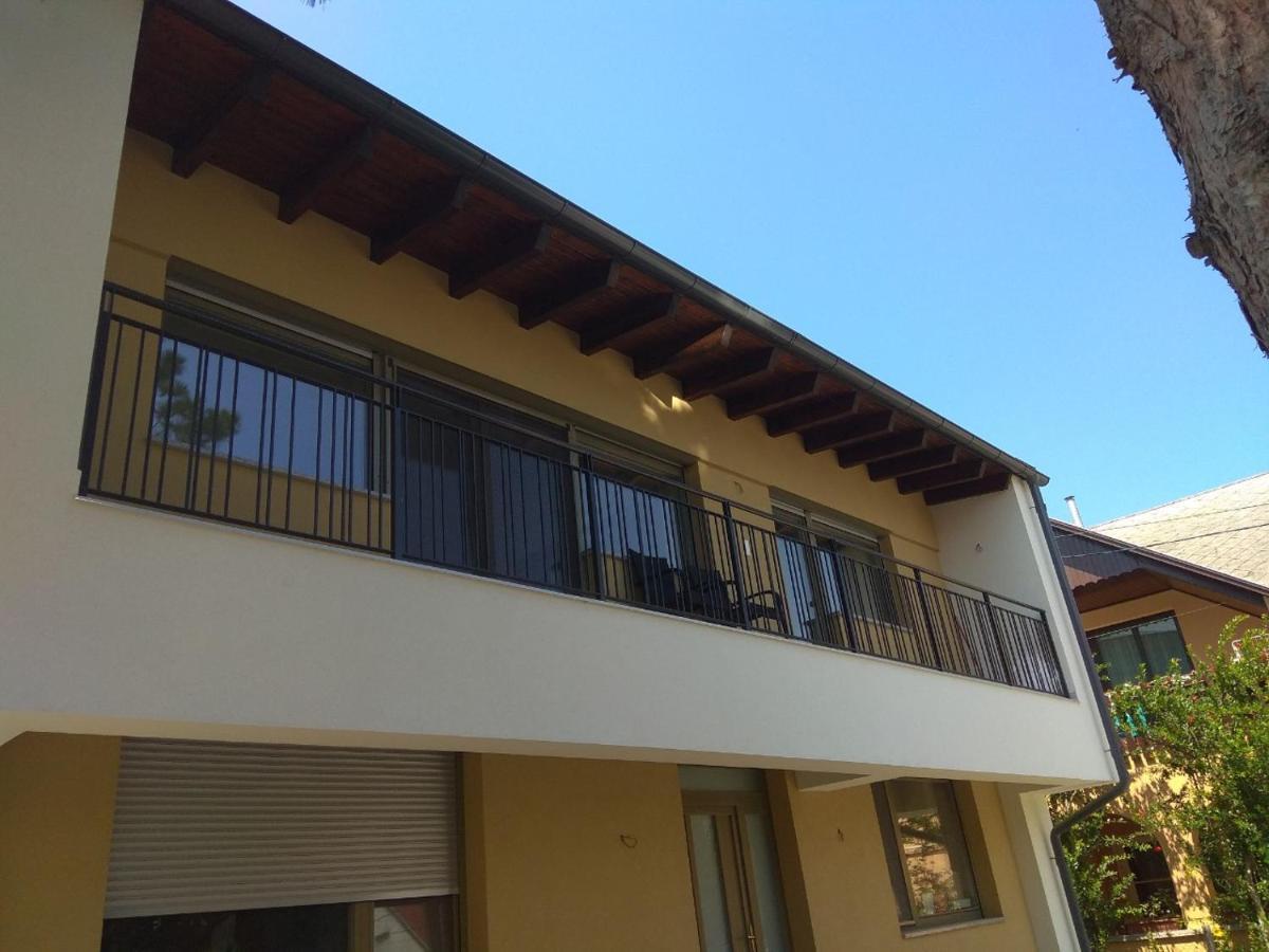 Lavender Apartment บาลาตงโบกลาร์ ภายนอก รูปภาพ