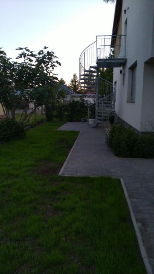 Lavender Apartment บาลาตงโบกลาร์ ภายนอก รูปภาพ